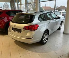 OPEL ASTRA J SPORTS TOURER 1.7 CDTI ENJOY VÉGIG VEZETETT SZERVIZKÖNYV!