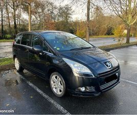 PEUGEOT 5008 2.0 150 CV PREMIUM