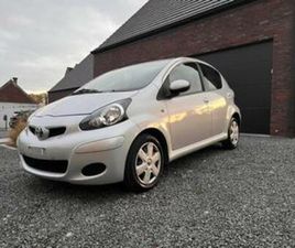 ② TOYOTA AYGO 1.0 BENZINE, 81.000 KM, GEKEURD VOOR VERKOOP — TOYOTA — 2EMEMAIN