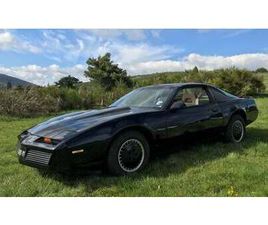 PONTIAC FIREBIRD TRANS AM 1982 PONTIAC FIREBIRD TRANS AM A VENDRE