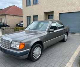 MERCEDES CLASSE E ② MERCEDES-BENZ W124 2.0L BENZINE START & RIJDT MET PANODAK — OLDTIMERS & ANCÊTRES — 2EMEMAIN