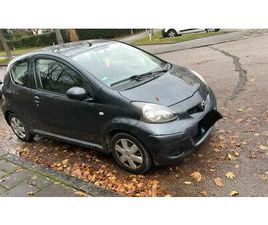 TOYOTA TOYOT AYGO 2011