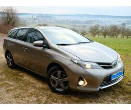 TOYOTA AURIS TOURING SPORTS HYBRID GEPFLEGT /VERSIEGELT