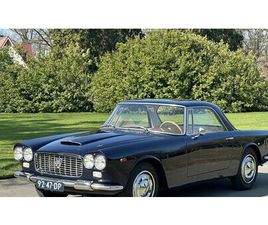 1964 LANCIA FLAMINIA BLEU CONDUITE À GAUCHE IN HILVERSUM,...