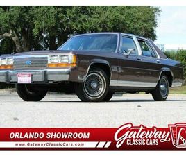 1989 FORD CROWN VICTORIA LX SEDAN