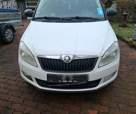 SKODA PRAKTIK 1.6 TDI LKW ZULASSUNG BJ 12/2015