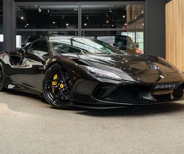 FERRARI F8 TRIBUTO CARBON SEATS TRICOLOR CAMERA F8 TRIBUTO 3.9 V8 HELE