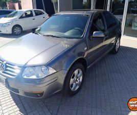 BORA 2011 2.0 TRENDLINE MT -TOMO INFERIOR-