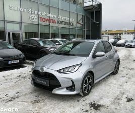 TOYOTA YARIS TOYOTA YARIS HYBRID 1.5 STYLE