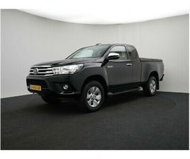 TOYOTA HILUX DOUBLE CABINE 2.4 D-4D-F XTRA CAB PROFESSIONAL