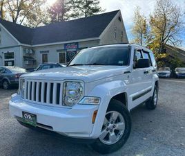 2011 JEEP LIBERTY SPORT