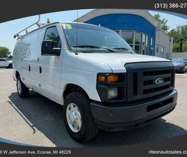2013 FORD E250 CARGO VAN 3D