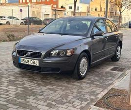 VOLVO S40 VOLVO - S40