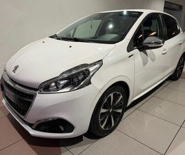 PEUGEOT 208 82 STOP&START 5 PORTE SIGNATURE DEL 2019 USATA A GENOVA
