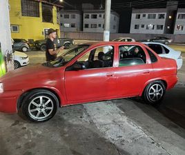 SEDAN GLS 1.6 MPFI 4P