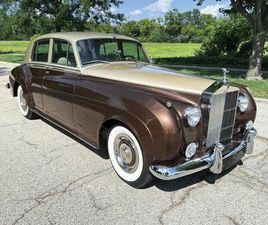 ROLLS-ROYCE SILVER CLOUD