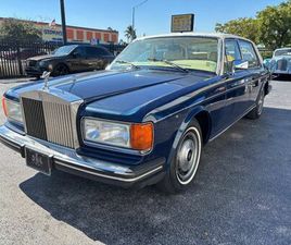 ROLLS-ROYCE SILVER SPUR
