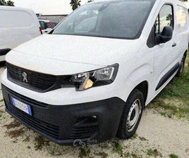 1.5 BLUEHDI 100 CV PREMIUM