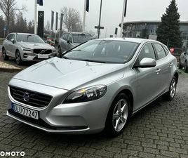 VOLVO V40 D2 DRIVE-E MOMENTUM
