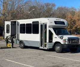 2011 FORD E350 SUPER DUTY PASSENGER