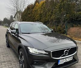 VOLVO V60 CROSS COUNTRY