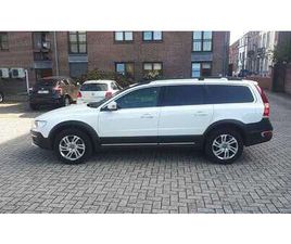 VOLVO XC70 D4 XC70 2.4 D4 4WD MOMENTUM GEARTRONIC