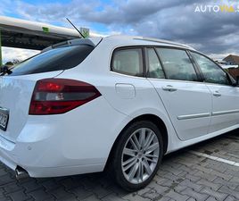 RENAULT LAGUNA GRANDTOUR RENAULT LAGUNA GRANDTOUR 2.0 DCI DYNAMIQUE ZA 4 300 €