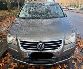 VOLKSWAGEN - TOURAN