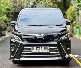 2019 TOYOTA VOXY 2.0 MPV