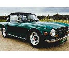 1974 TRIUMPH TR6 VERT MANUEL, 4 VITESSES CONDUITE À DROIT...