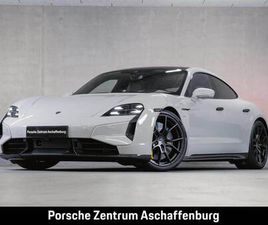 PORSCHE TAYCAN TURBO S