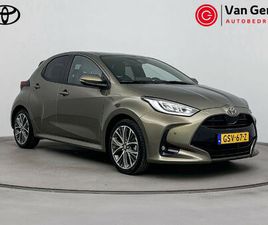 TOYOTA YARIS 1.5 HYBRID 130 EXECUTIVE | DODEHOEK DETECTIE | NAVIGATIE | STOEL-/STUURVERWARMING | PARKEERSENSOREN VOOR/ACHTER | 17 INCH | APPLE CARPLAY / ANDROID
