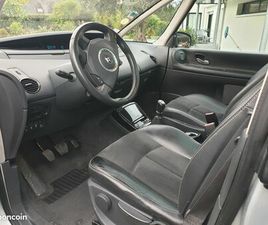 VOITURE ESPACE 4 LONG