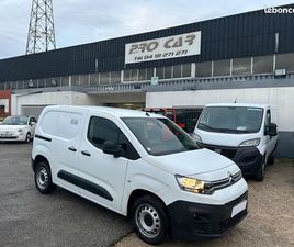 CITROEN BERLINGO CITROËN BERLINGO HDI 100 CV 1000KG DE CHARGE 3 PLACES TVA RECUPERABLE 1ERE MAIN ENTRETIEN COMPLET A JOUR