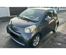 TOYOTA IQ