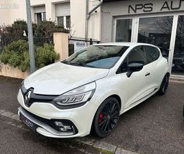 RENAULT CLIO 4 RS 220 TROPHY AKRAPOVIC CAMÉRA RS MONITOR BOSE