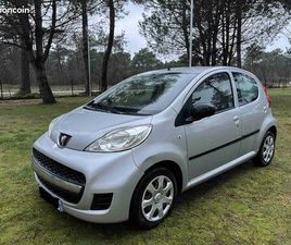 PEUGEOT 107 1L 68 CV ENTIÈREMENT RÉVISÉE. CT OK. VÉHICULE GARANTI EMBRAYAGE NEUF. MOTEUR À CHAINE