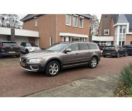 VOLVO XC70 VOLVO XC70 - 2.4D MOMENTUM AUTOMAAT