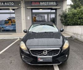 V40 CROSS COUNTRY CROSS COUNTRY