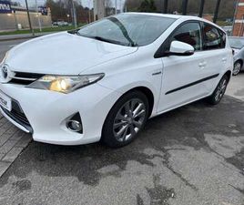TOYOTA AURIS AURIS HEV 1.8I HSD DYNAMIC CVT