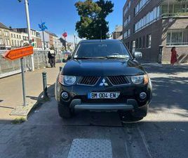 2.5 TURBO DI-D 4WD CITY CANYON