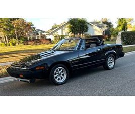 TRIUMPH TR 7