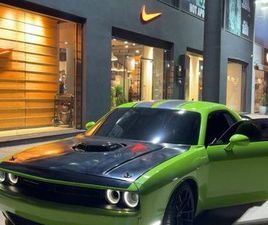 DODGE CHALLENGER SHAKER R/T V8 5.7 L