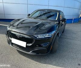 FORD MUSTANG MACH-E