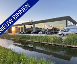 SUZUKI SWIFT 1.2 STYLE SMART HYBRID | DODE HOEK DETECTIE | PARKEERSENSOREN ACHTER | DRAADLOOS APPLE/ANDROID AUTO | NAVI |