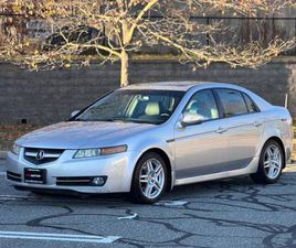 2008 ACURA TL - CLEAN CARFAX- NO RUST