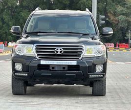 TOYOTA LAND CRUISER GXR 4.0L (271 HP) 4WD MODEL 2015 GCC CAR PERFECT CONDITION INSIDE AND OUTSIDE FULL OPTION SUN ROOF