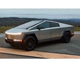 2024 TESLA CYBERTRUCK ARGENT AUTOMATIQUE CONDUITE À GAUCH...