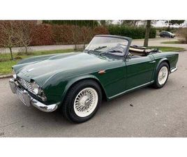 TRIUMPH TR4 1964 TRIUMPH TR4 VERT MANUEL, 4 VITESSES CONDUITE À GAUCH...