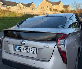 TOYOTA PRIUS TOYOTA PRIUS 2016 E-FOUR